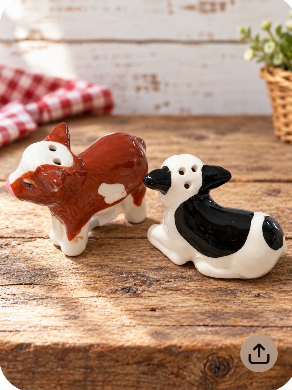 Cracker Barrel Mimi Brown and Black Cow Salt and Pepper Shakers